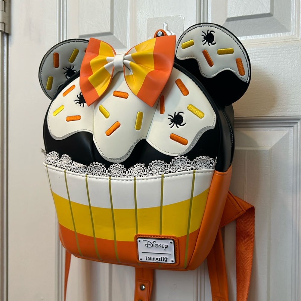 Disney Loungefly Minnie Mouse Halloween Cupcake Backpack